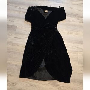 Vintage 80’s Topaz Dress Sz 6 Velvet Black Off The Shoulder Rayon